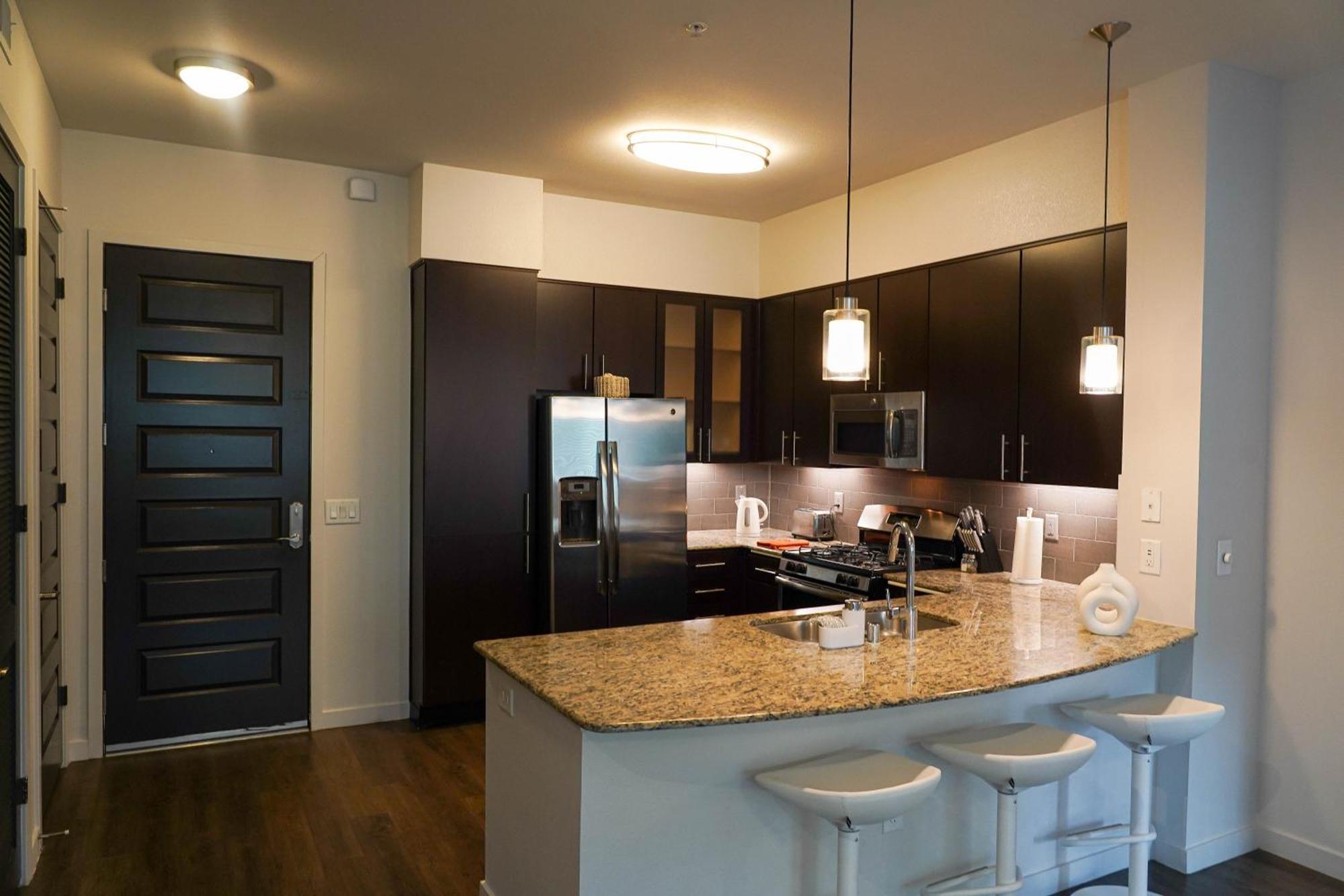 Luxury Designed 2 Bedrooms Part Hotel In Woodland Hills Ca Los Angeles Exterior foto